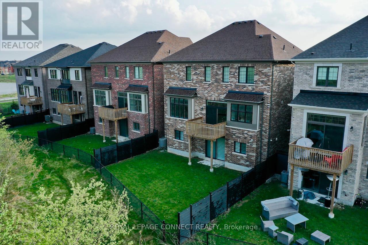 1428 Ford Strathy Cres, Oakville, ON L6H 3W8