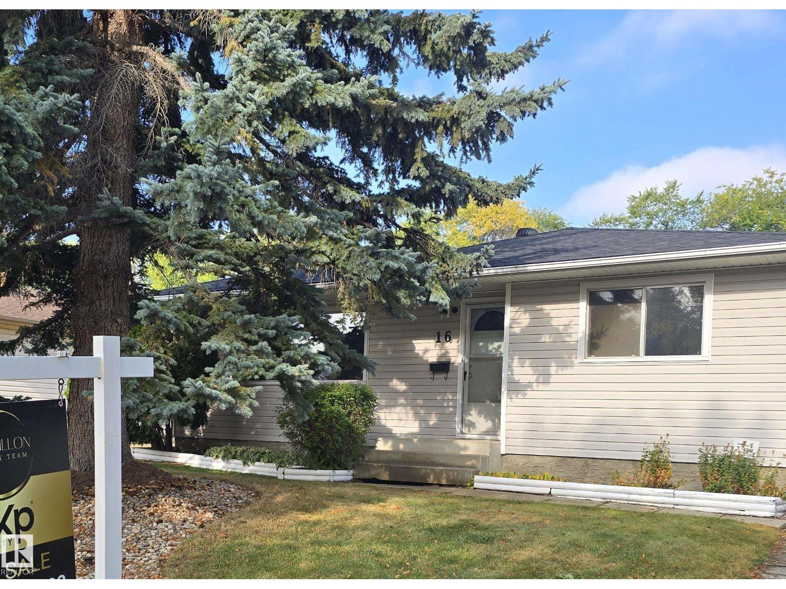 16 Starling Dr, Sherwood Park, AB T8A 0A7