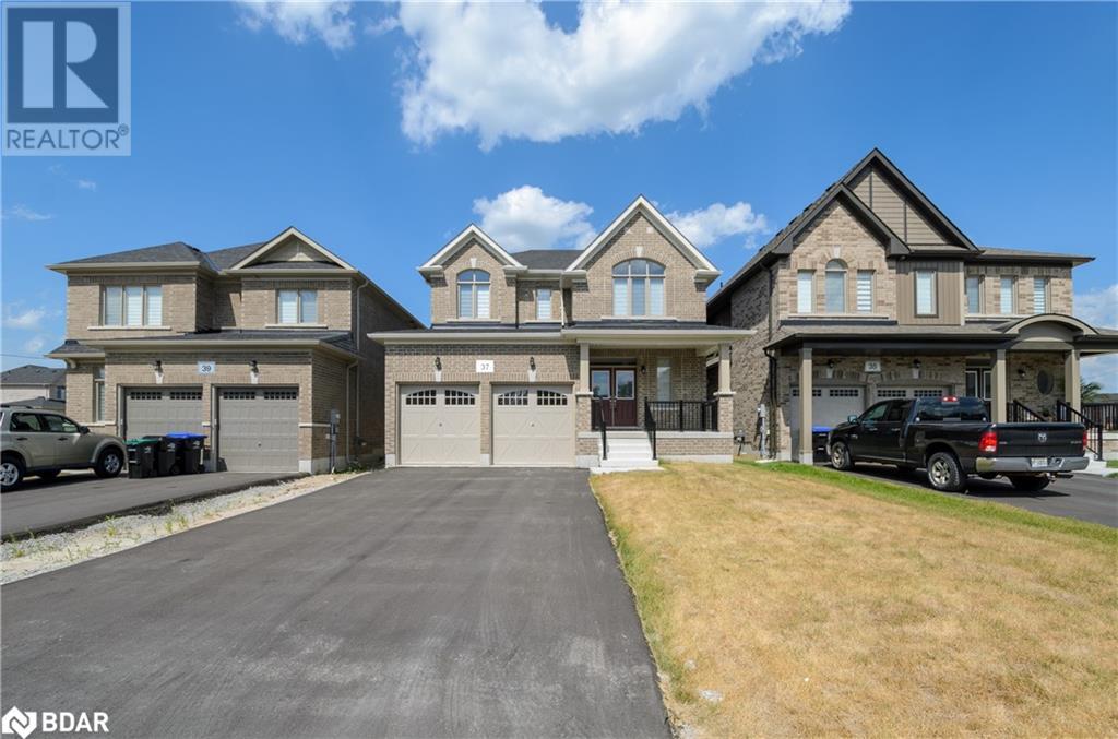 37 Baycroft Blvd, Essa, ON L3W 0M1
