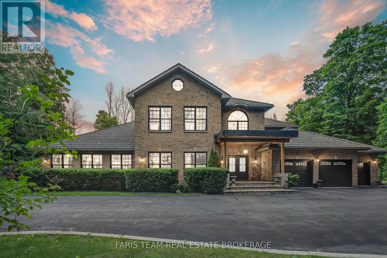 1826 Quantz Cres, Innisfil, ON L9S 1X2