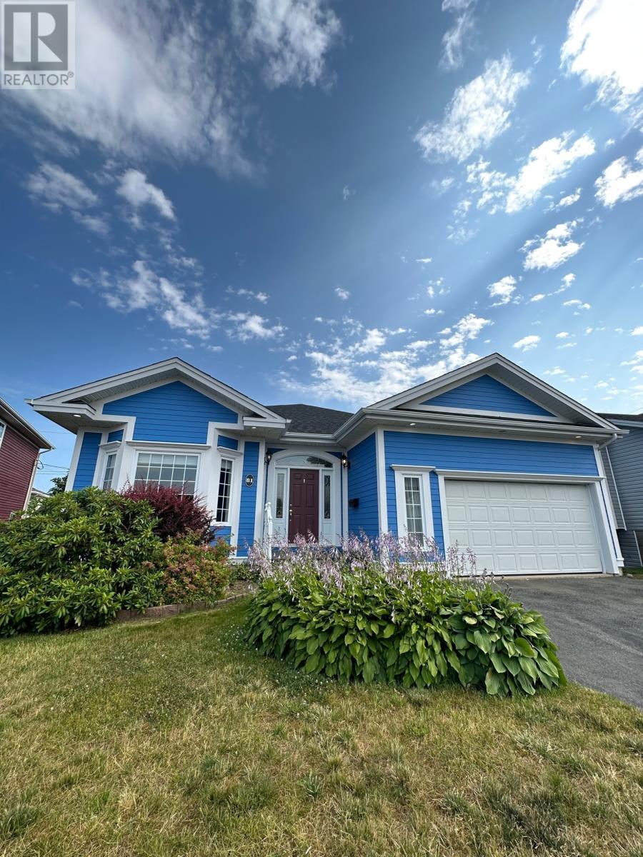 81 Regent St, St. John's, NL A1A 5B6