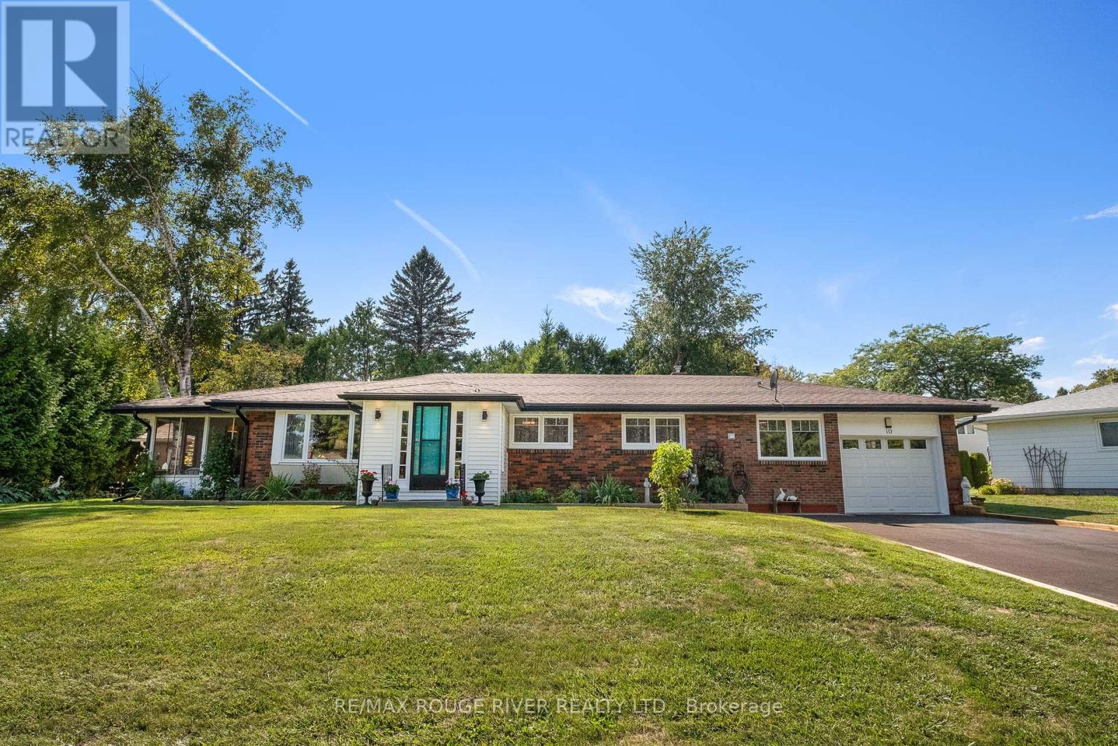 10 Cheer Dr, Brighton, ON K0K 1H0