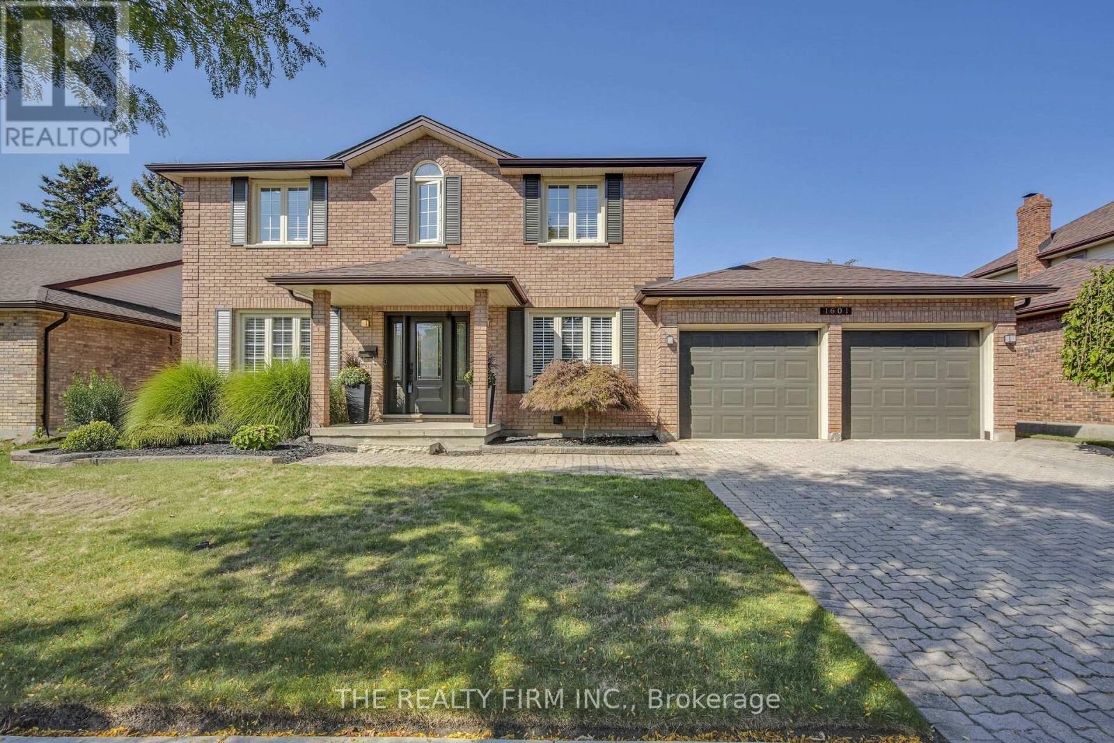 1601 Phillbrook Dr, London, ON N5X 2T7