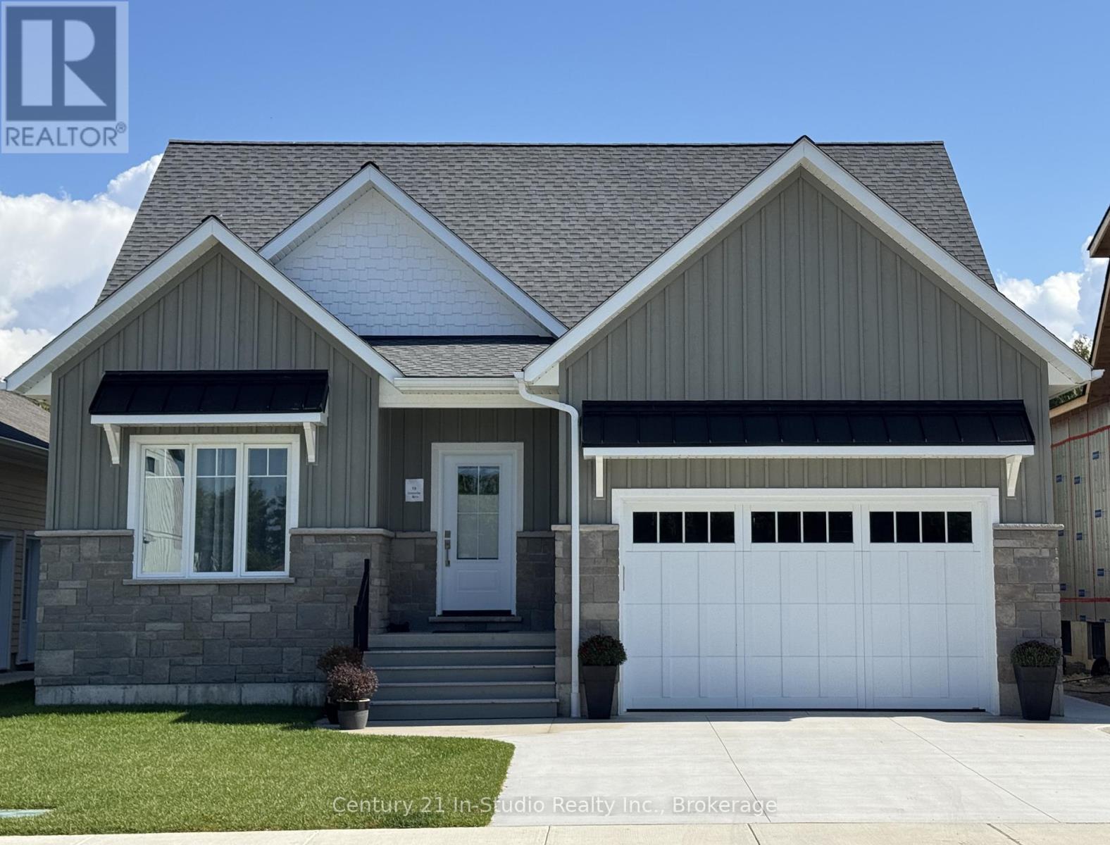 3 Grenville St N, Saugeen Shores, ON N0H 2L0