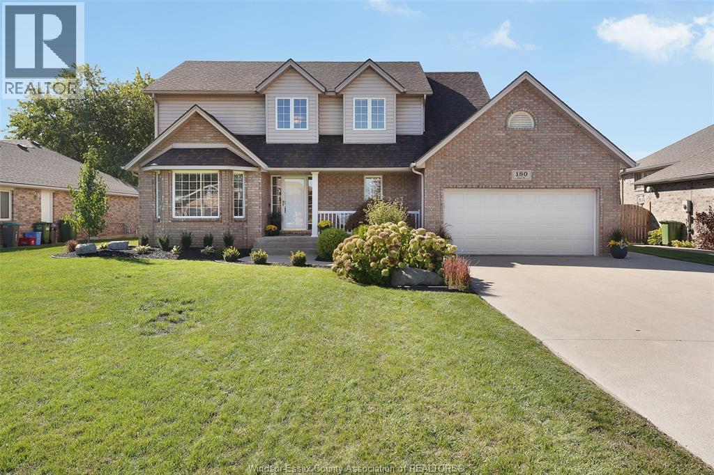 180 Oak Dr, Essex, ON N8M 3C6