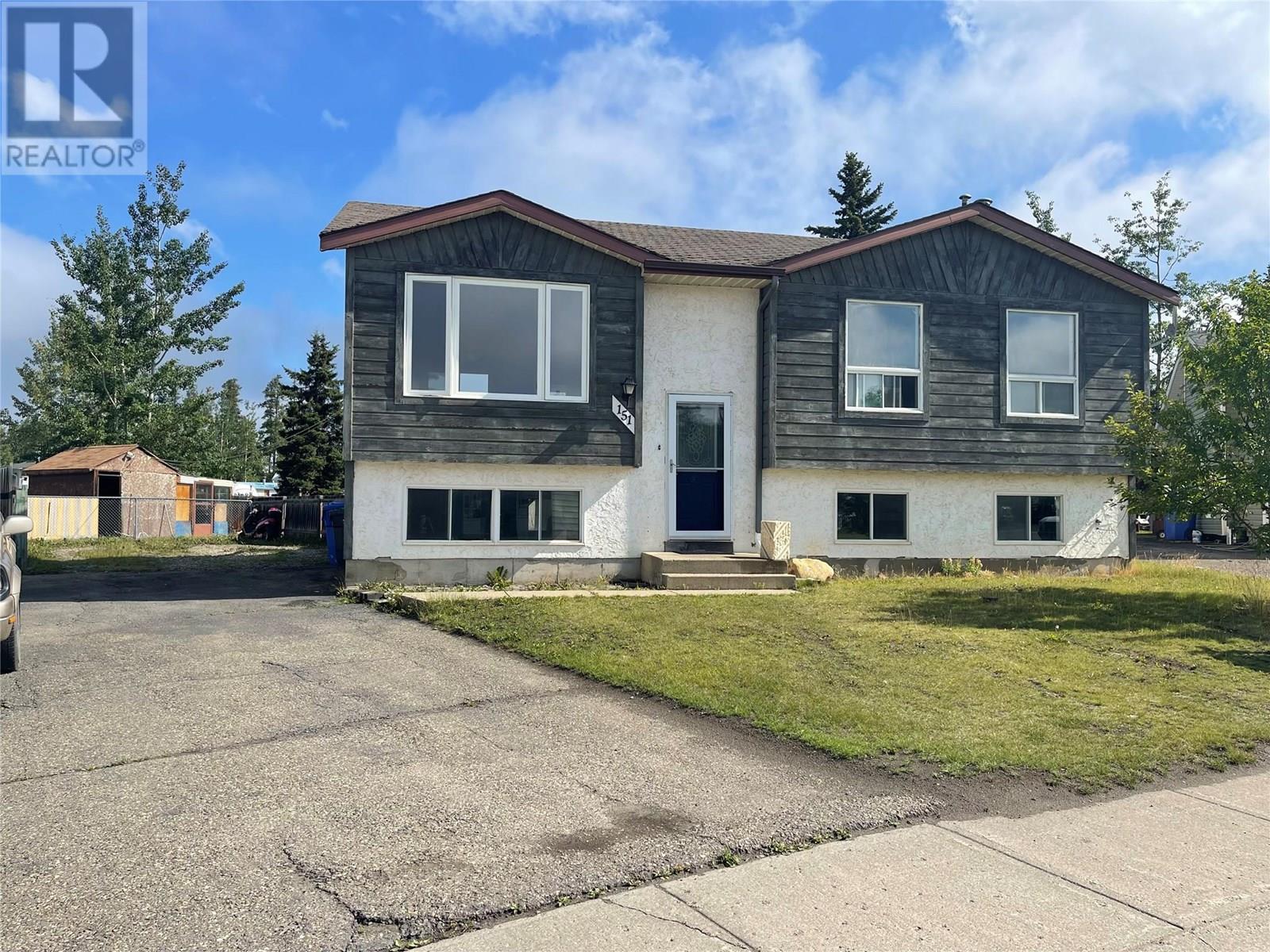 151 Valleyview Cres, Tumbler Ridge, BC v0c 2w0