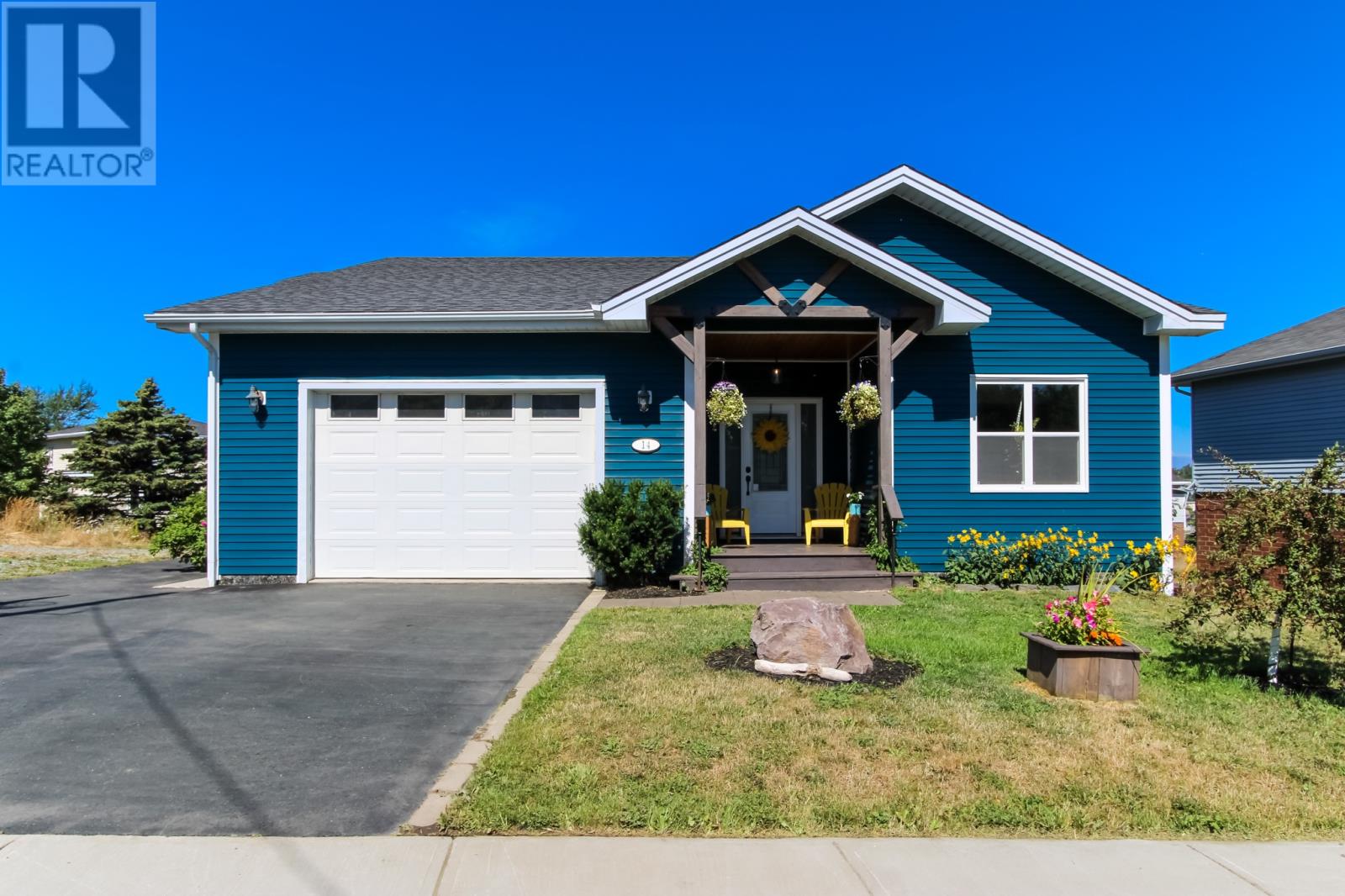 14 Maxwell Pl, St. John's, NL A1A 1G7