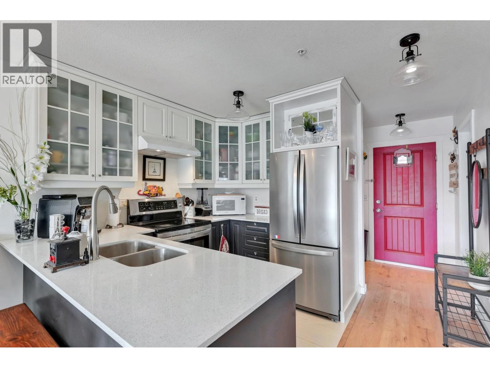 2342 Welcher Avenue Unit 307, Port Coquitlam, BC V3C 1X5