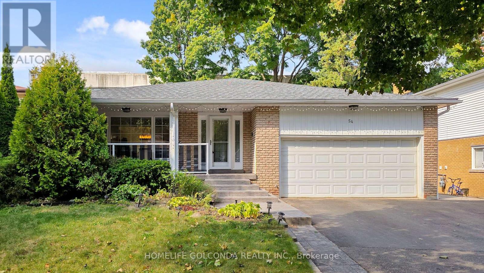 54 Senator Reesors Dr, Markham, ON L3P 3E2