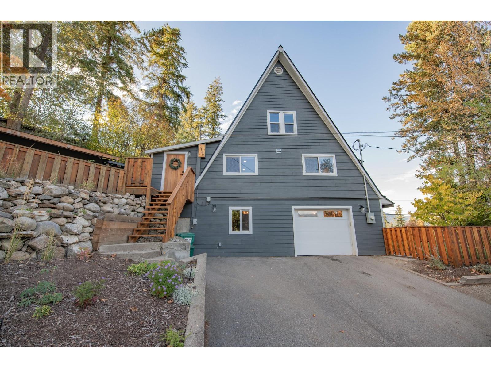 2180 Catt Ave, Lumby, BC V0E 2G0