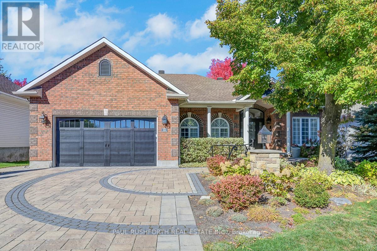 50 Amethyst Cres, Ottawa, ON K2S 1Y9