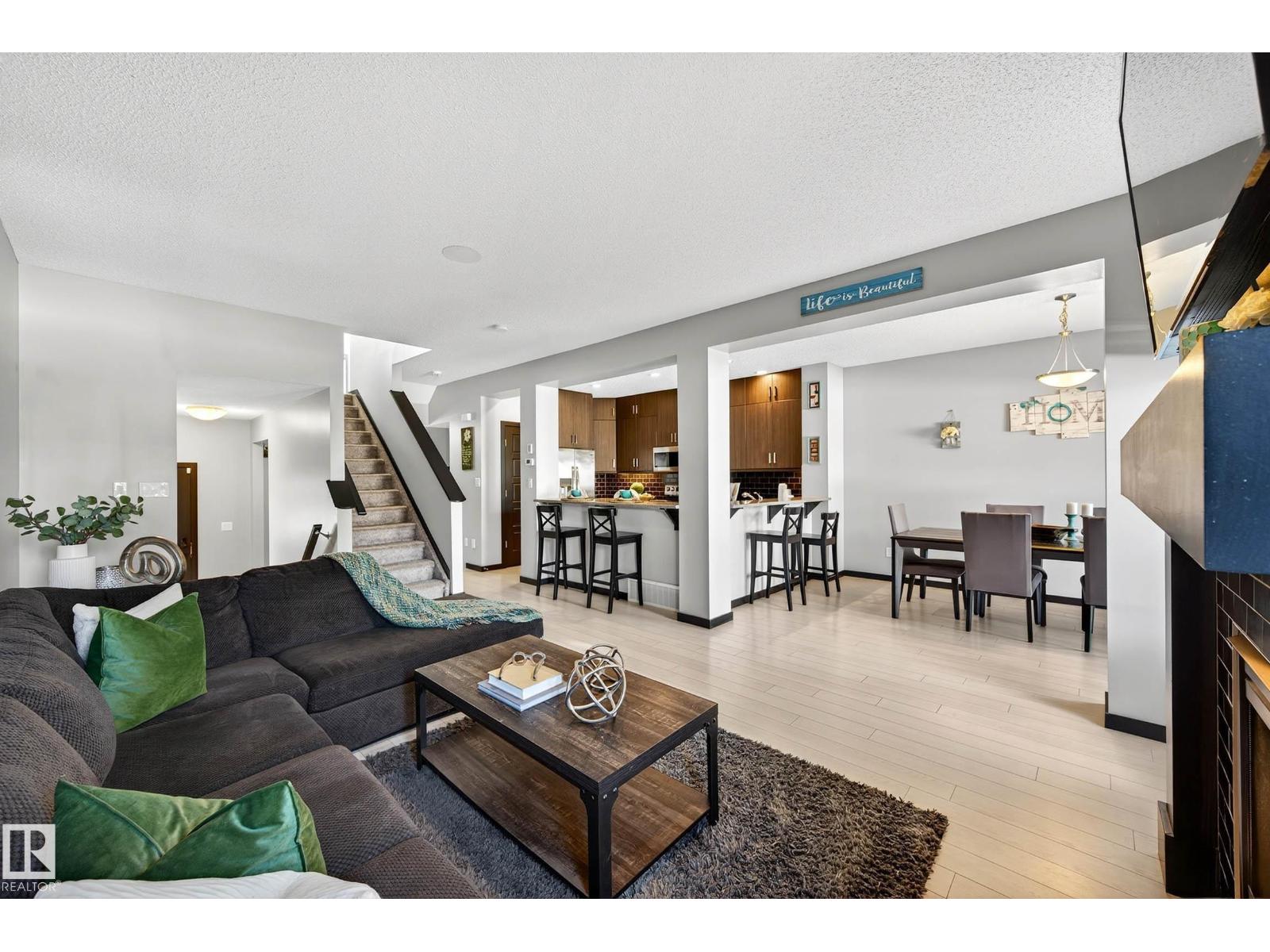 520 Sturtz Li, Leduc, AB T9E 0Y6