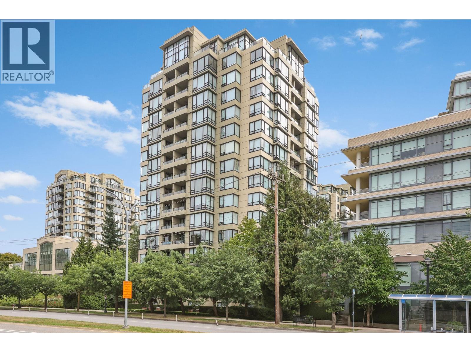 9188 Hemlock Drive Unit 802, Richmond, BC V6Y 4J7