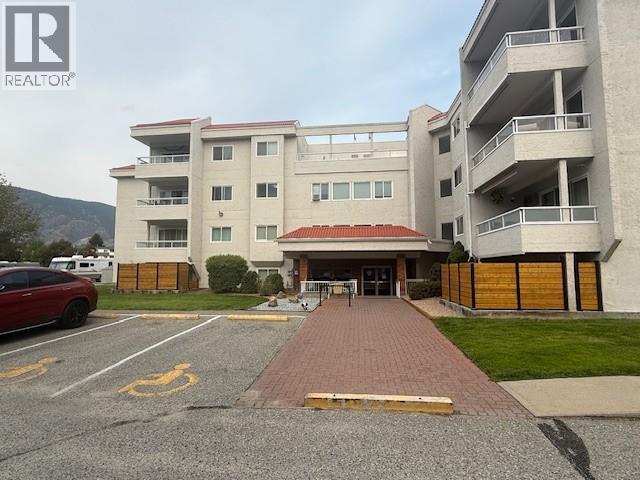 284 Yorkton Avenue Unit 206, Penticton, BC V2A 3V5