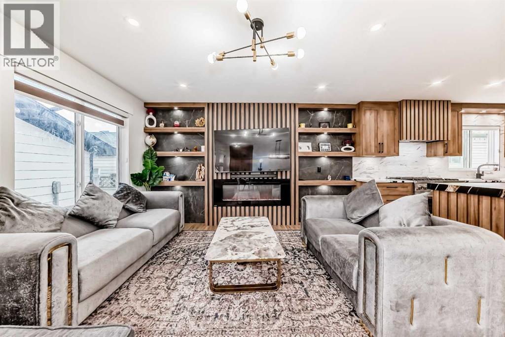 390 Martindale Blvd NE, Calgary, AB T3J 3M1
