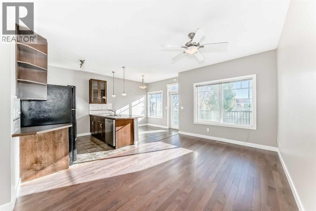 33 Cimarron Vista Gdns, Okotoks, AB T1S 0G2