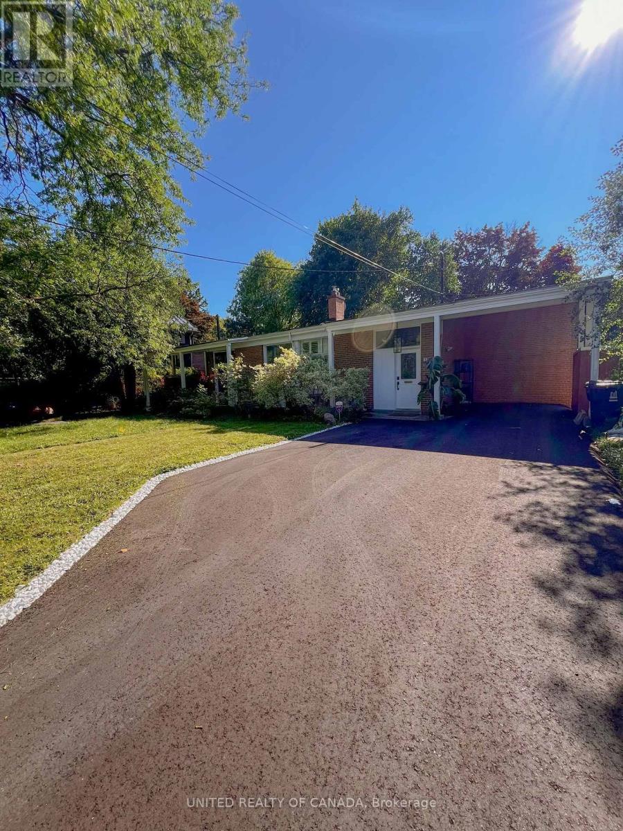 178 Three Valleys Dr, Toronto, ON M3A 3L8