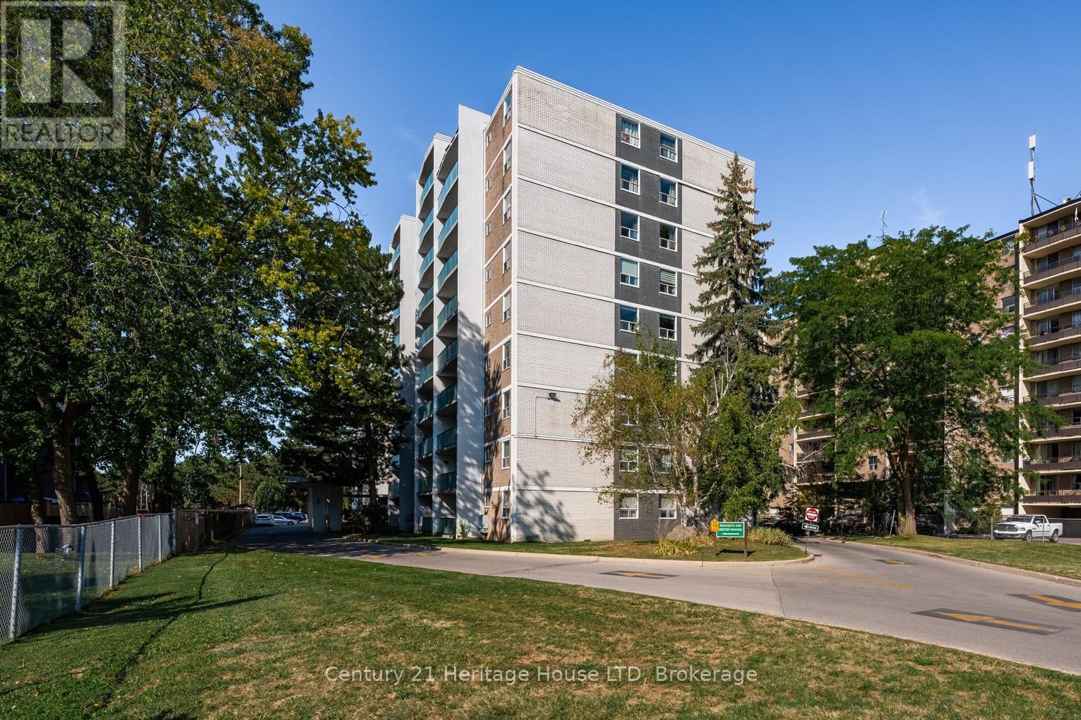303 359 Geneva St, St. Catharines, ON L2N 2G5