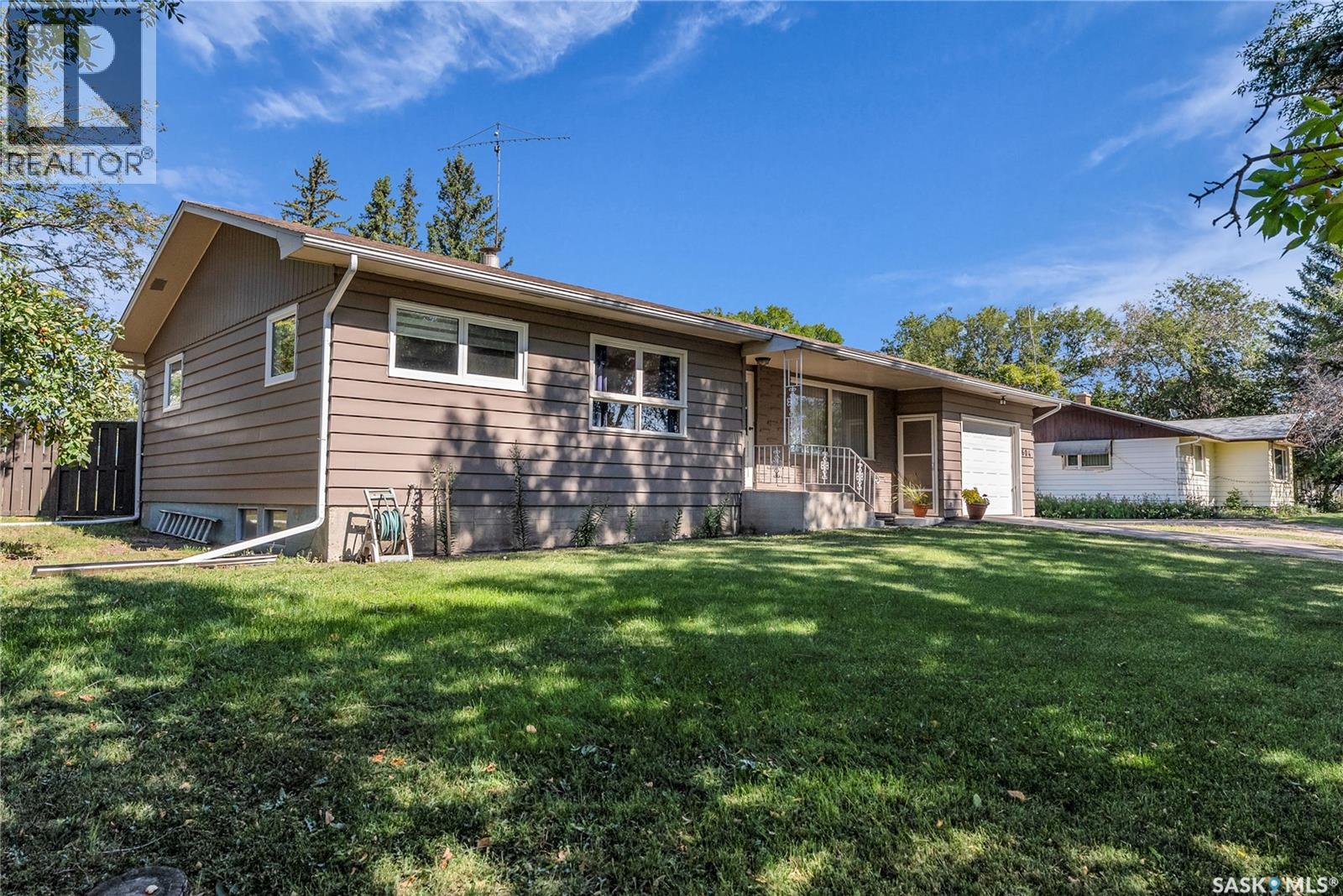 604 King St, Imperial, SK S0G 2J0
