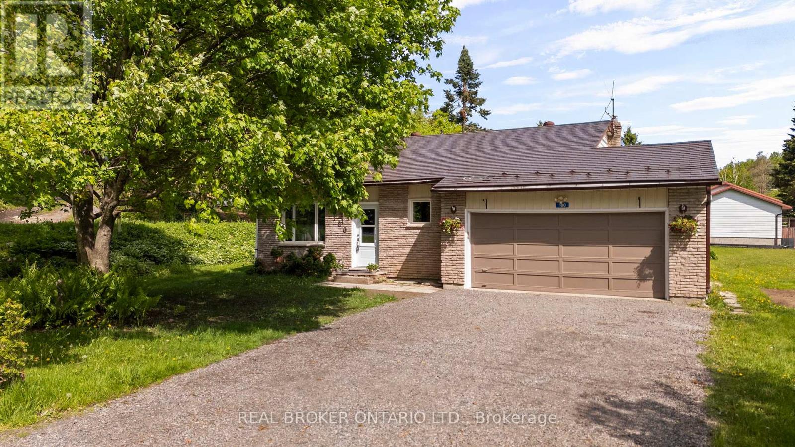 180 Bakery Ln, Gravenhurst, ON P1P 1T6