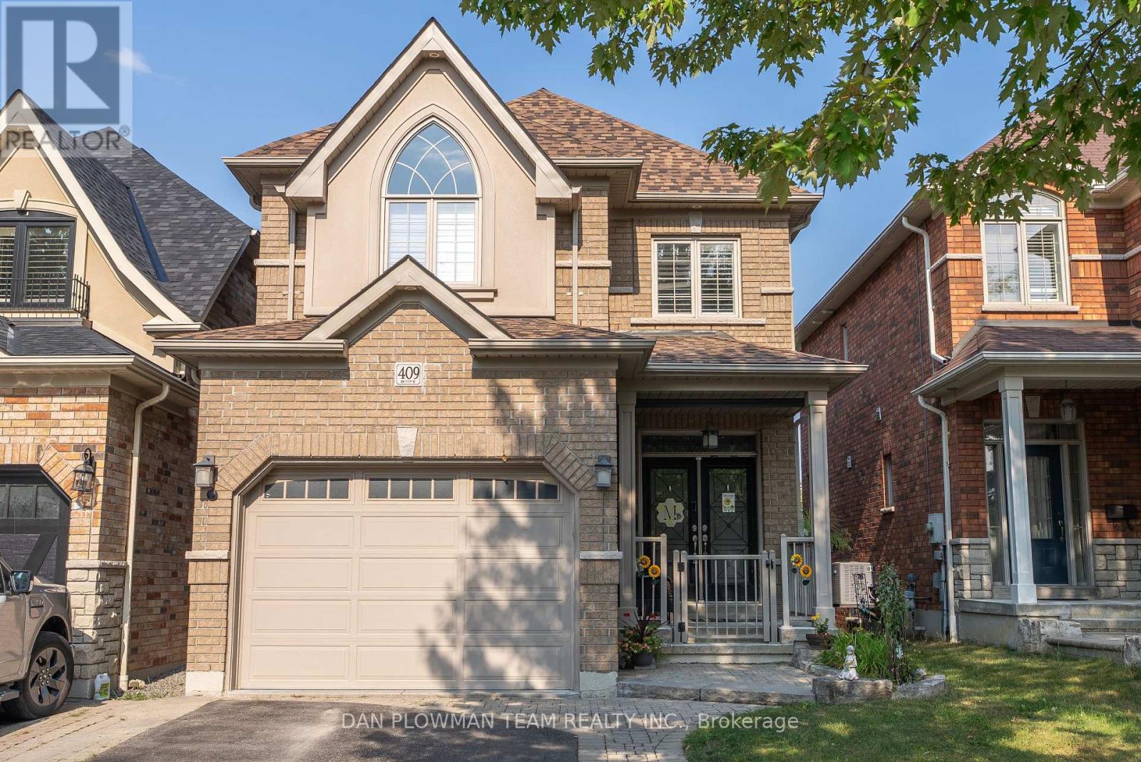 409 Harris St, Whitby, ON L1N 0E7