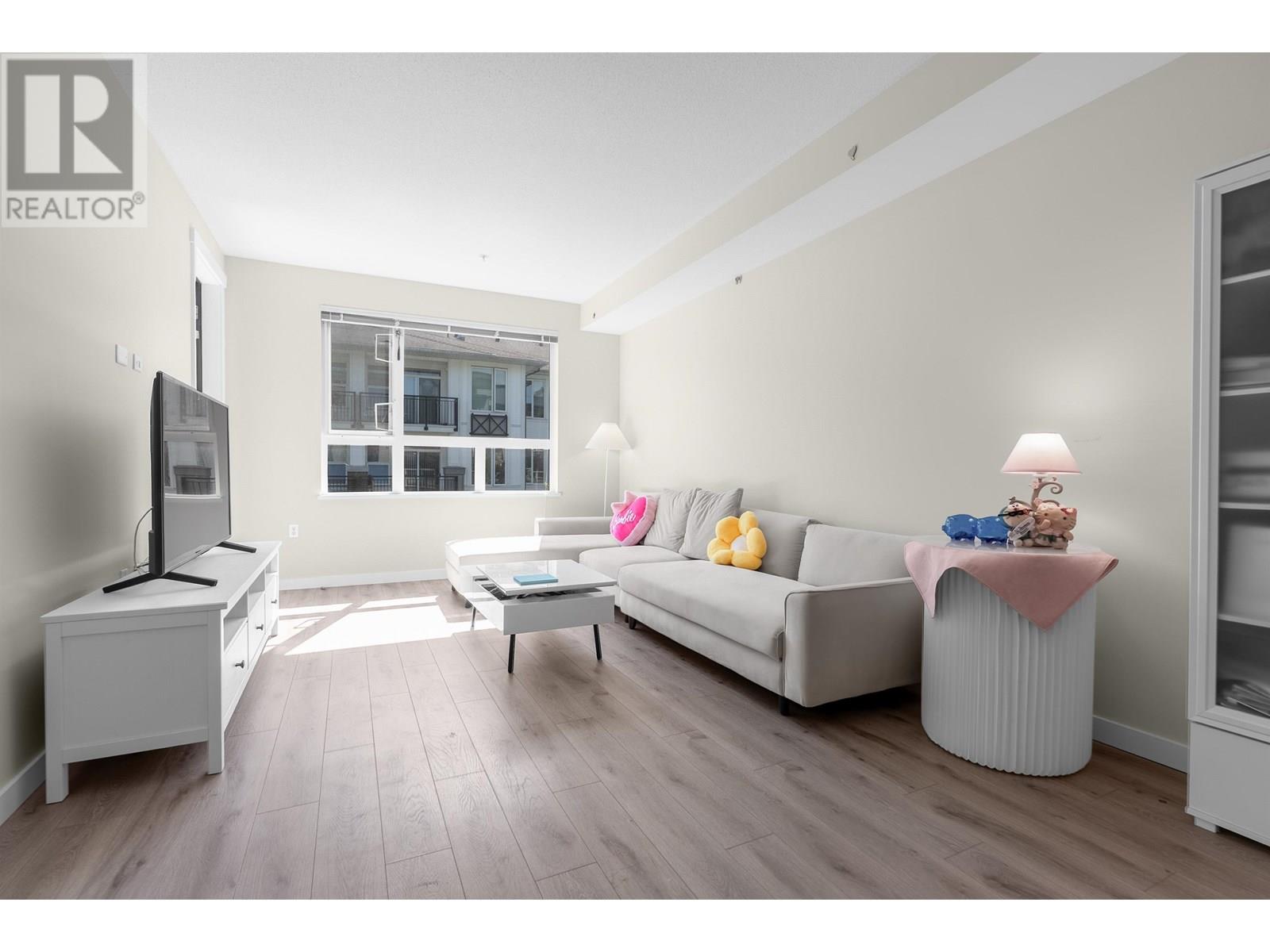 9233 Odlin Road Unit 315, Richmond, BC V6X 0V4