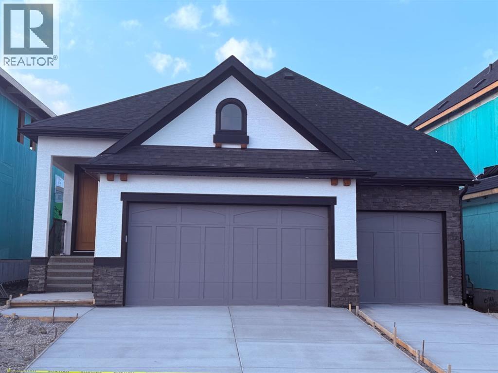 176 Marina Grv SE, Calgary, AB T3M 3S9