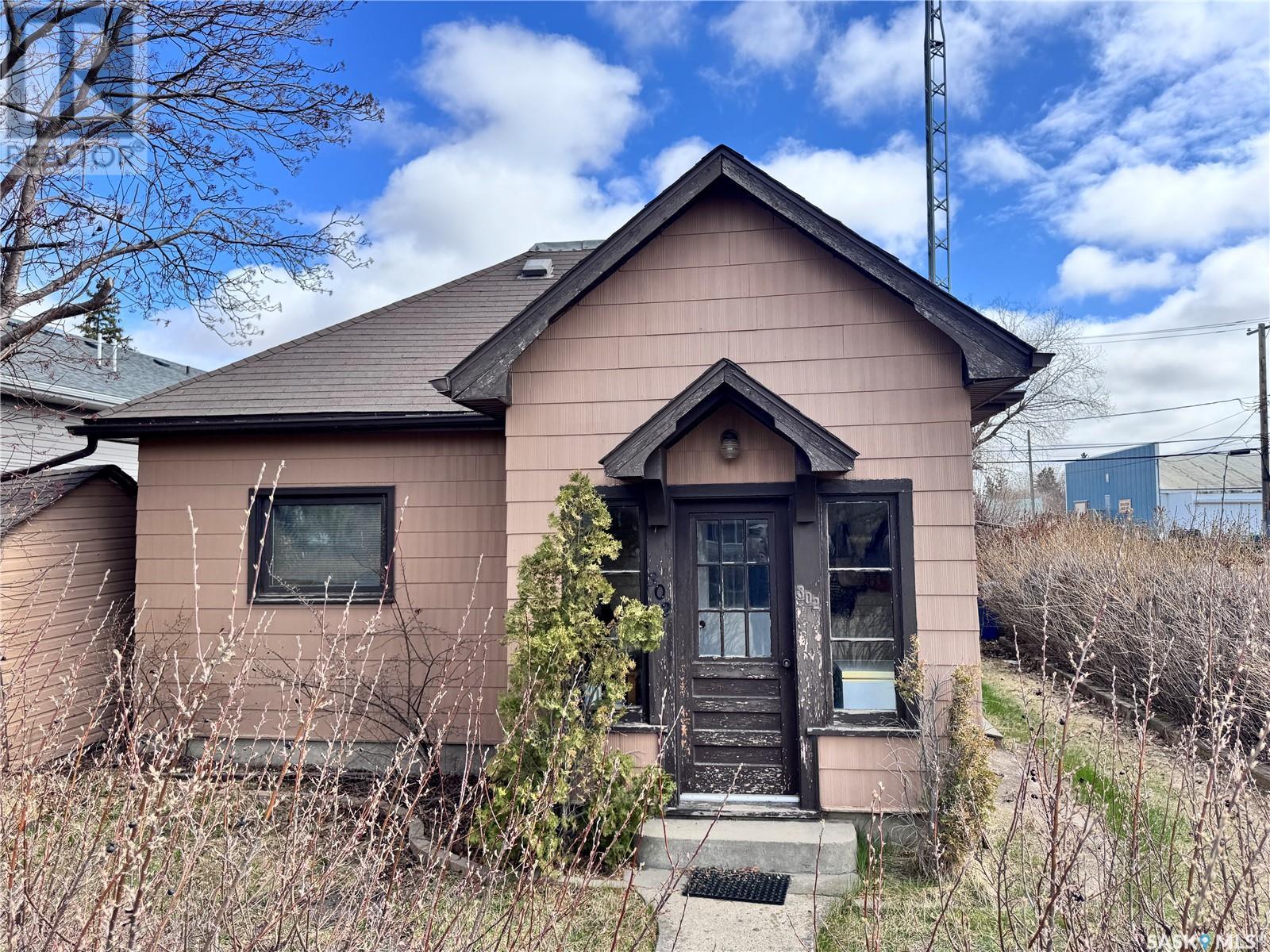 302 9 Street, Humboldt, SK S0K 2A0