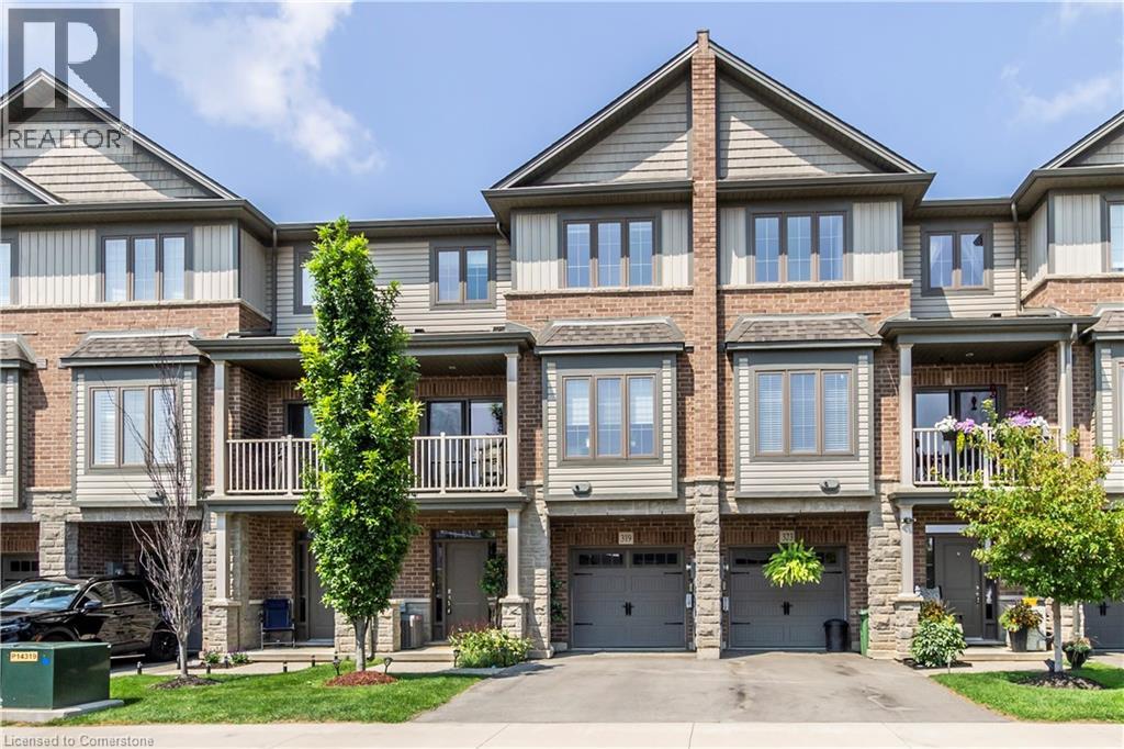 319 Skinner Rd, Hamilton, ON L8B 1W5