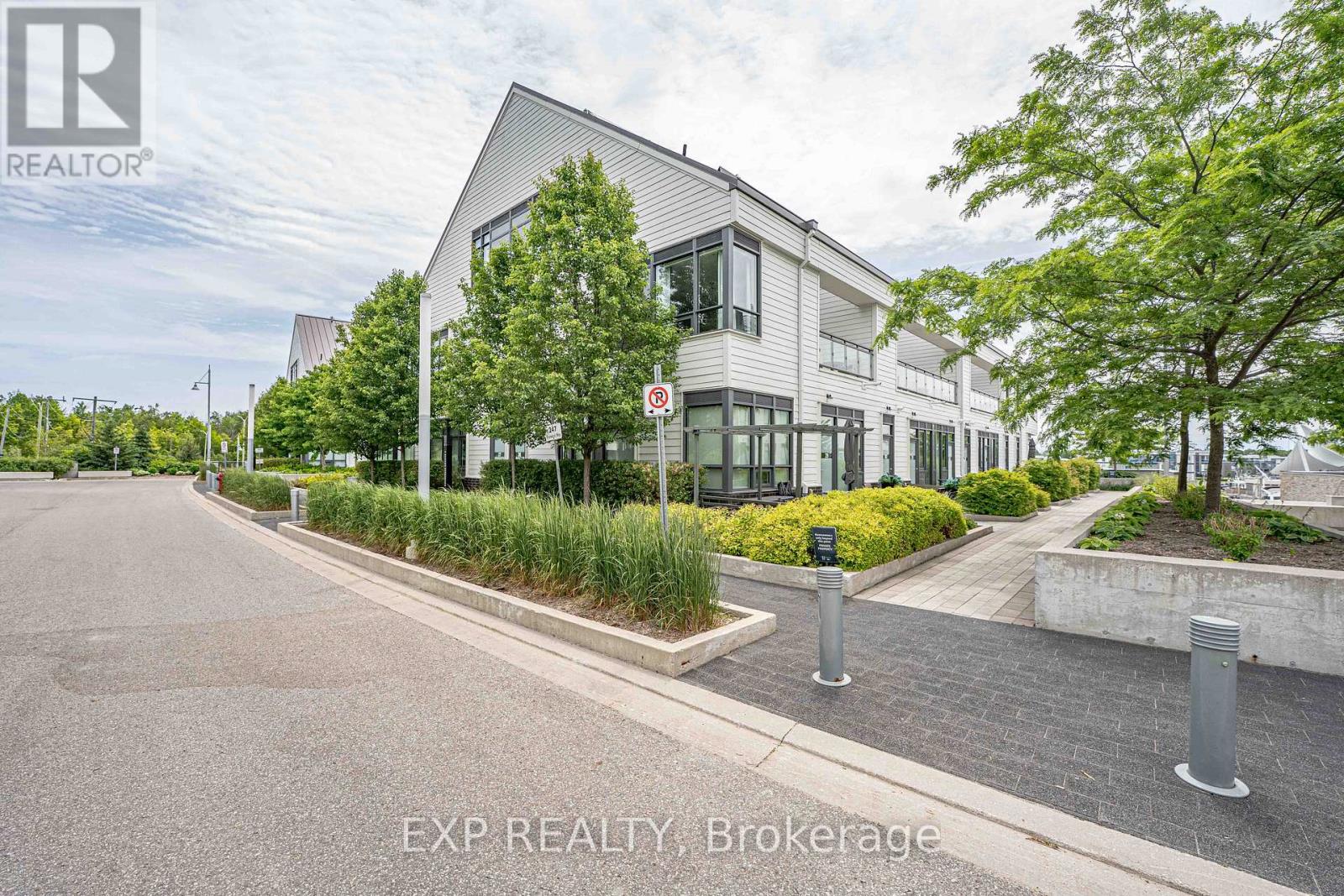 31 247 Broward Way, Innisfil, ON L9S 0M1