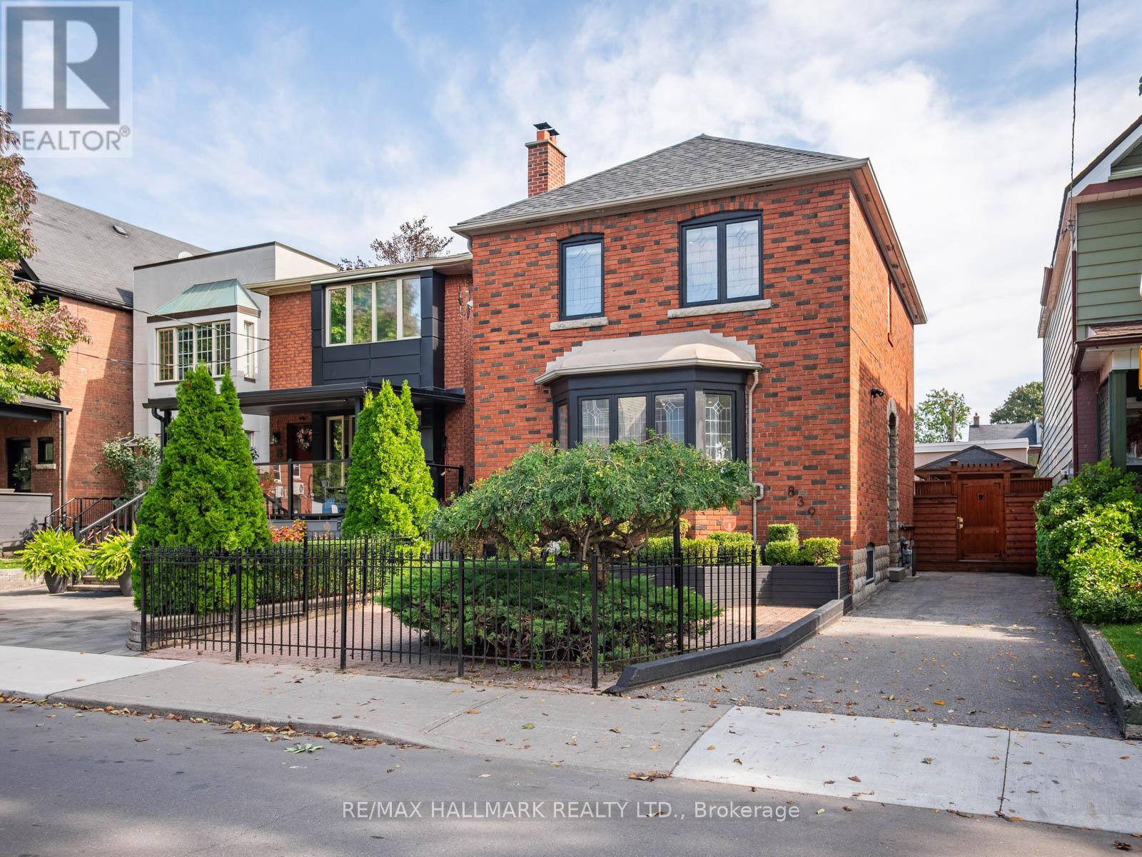 839 Carlaw Ave, Toronto, ON M4K 3L1