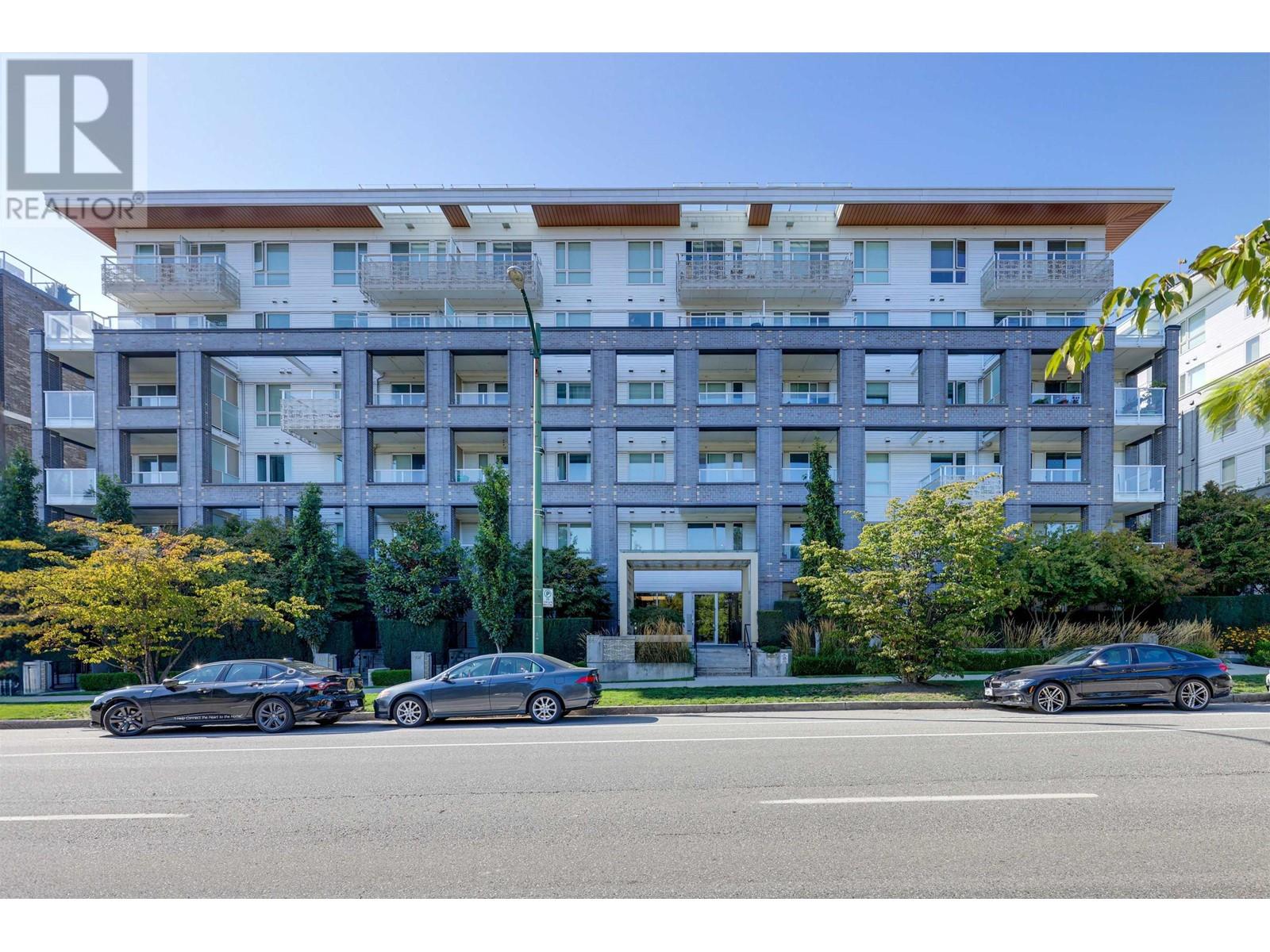 6677 Cambie Street Unit 111, Vancouver, BC V6P 0E6