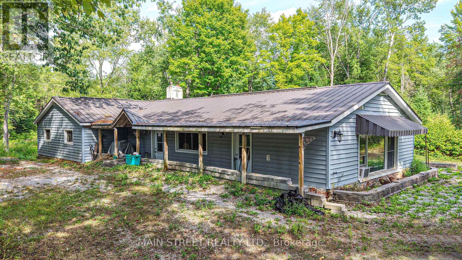 6583 Pioneer Village Ln, Ramara, ON L0K 1W0