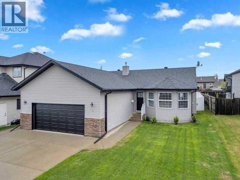 3 Liberty Pl, Sylvan Lake, AB T4S 0A2