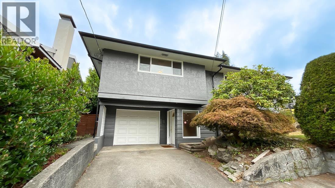 316 W Queens Rd, North Vancouver, BC V7N 2K5