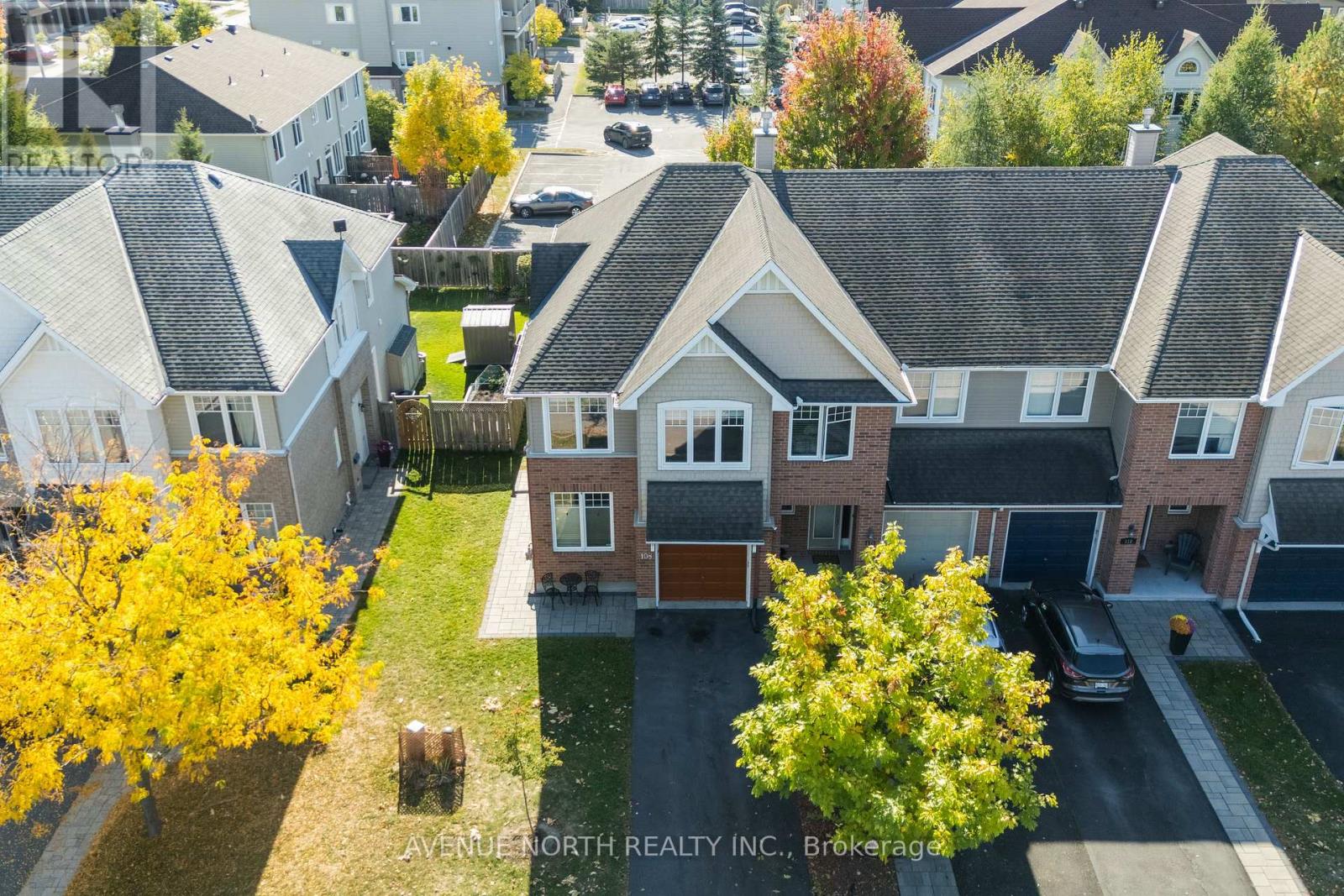 108 Hillman Marsh Way, Ottawa, ON K1T 0B1
