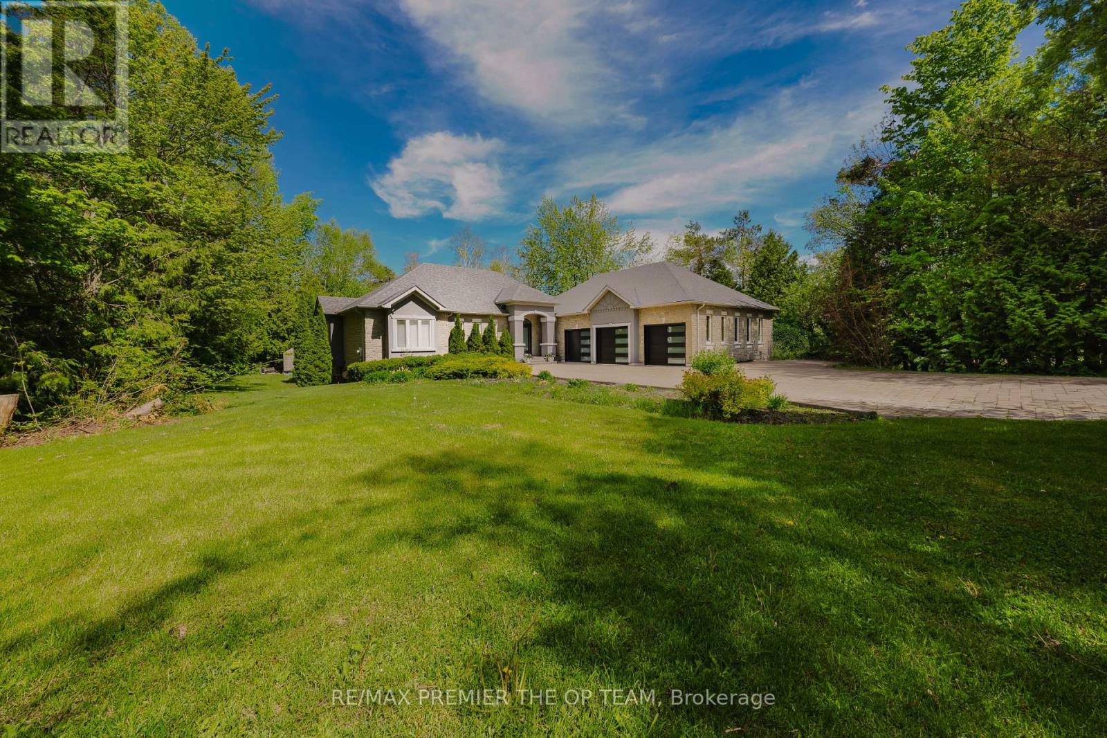 1856 Innisbrook St, Innisfil, ON L9S 5A3