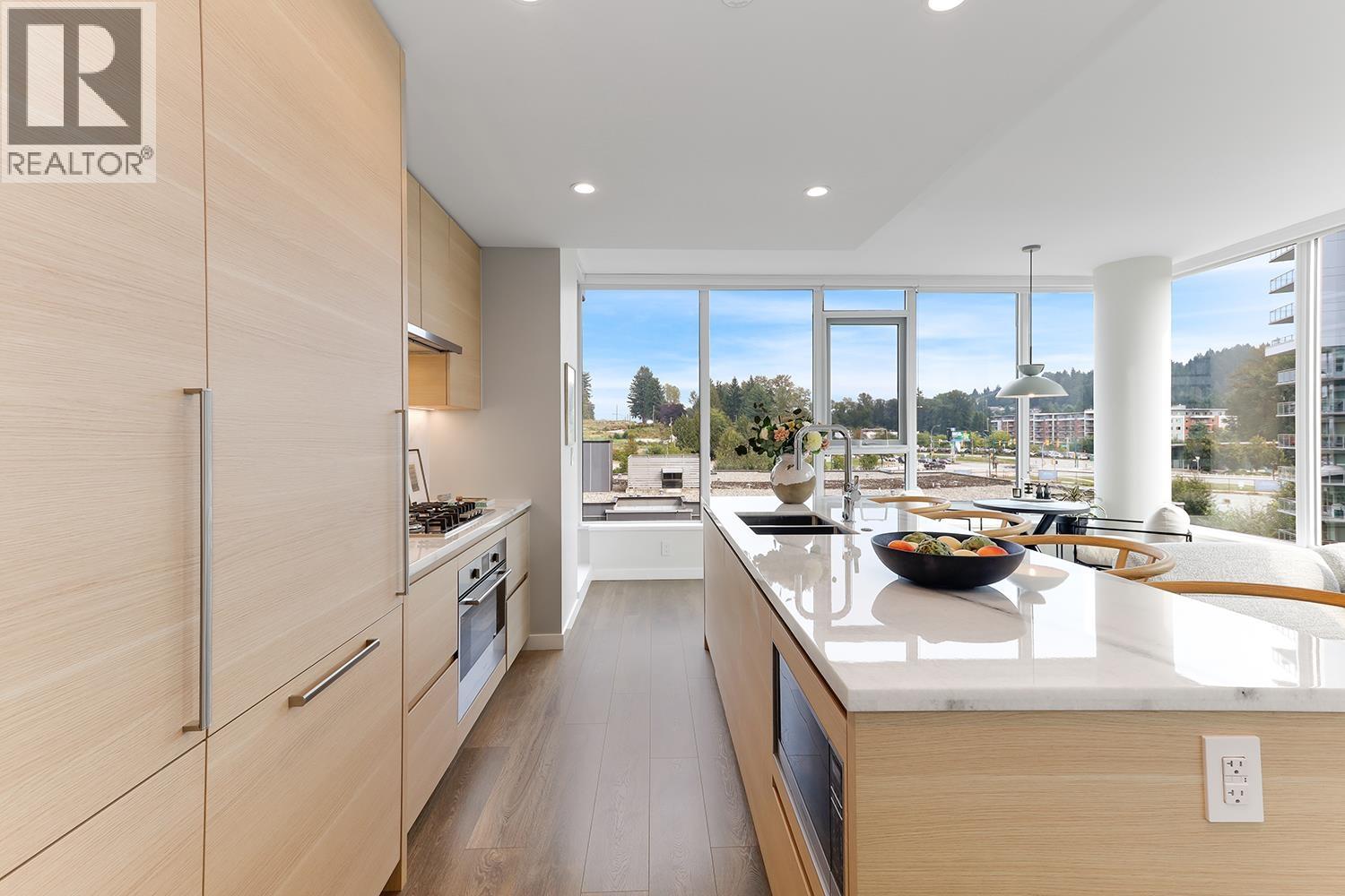 305 Morrissey Road Unit 804, Port Moody, BC V3H 0M3