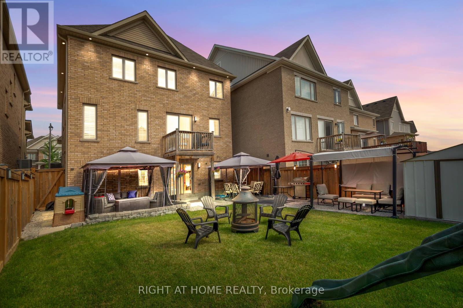 5 Pridham Pl, New Tecumseth, ON L0G 1W0
