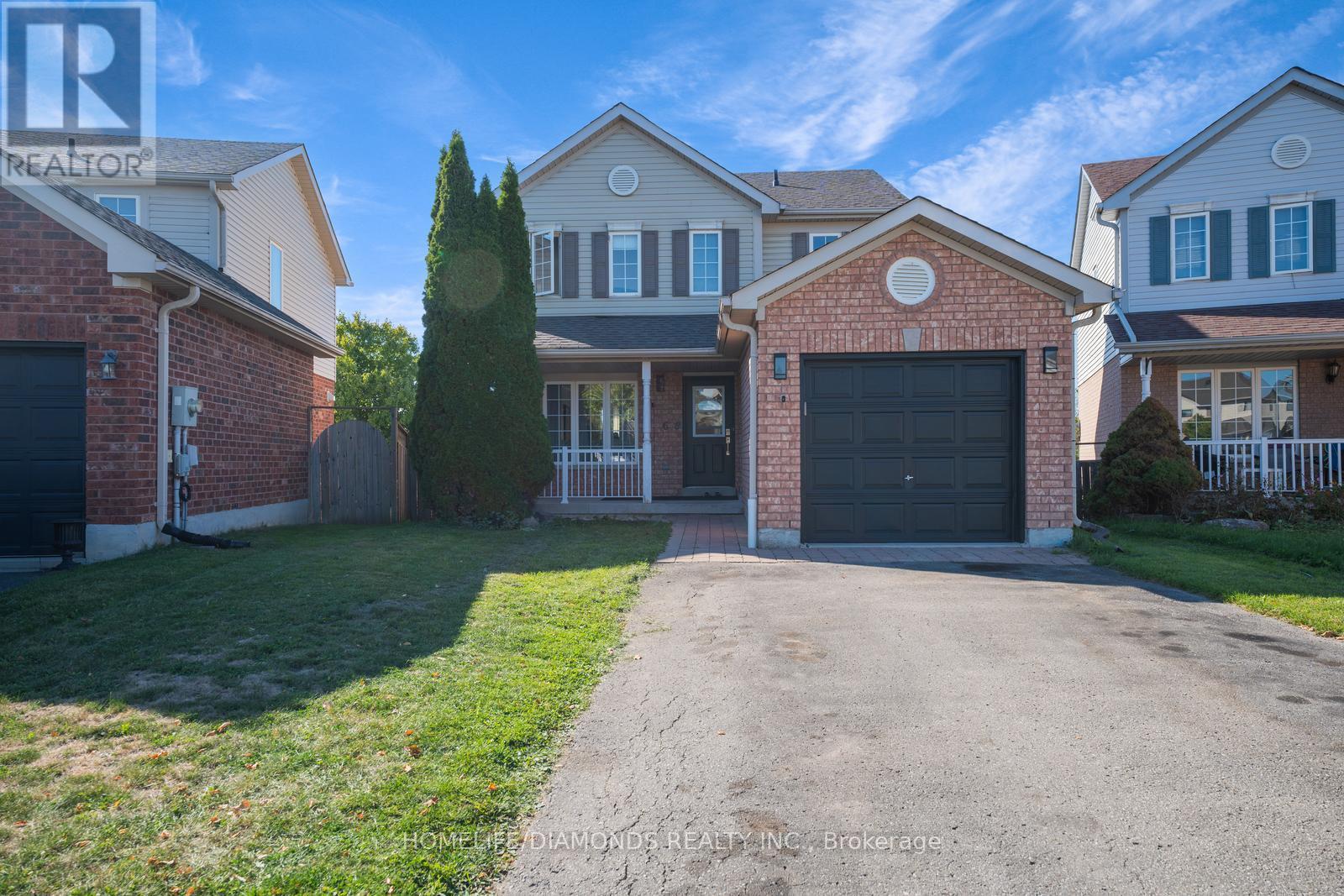 68 Heritage Ct, Barrie, ON L4N 0E9