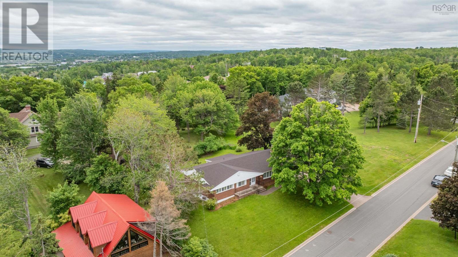 260 Linden Ave, New Glasgow, NS B2H 2A7