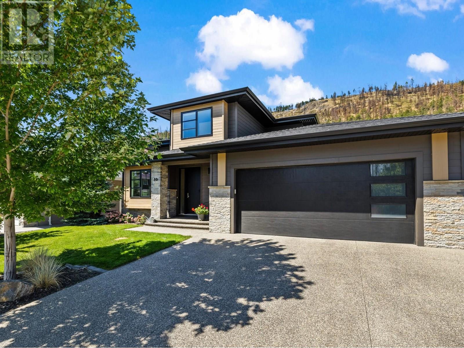 80 Forest Edge Dr, Kelowna, BC V1V 3G3