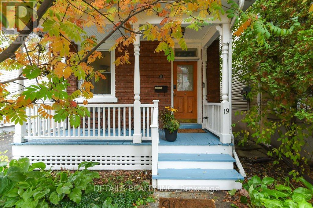 19 Gould St, Ottawa, ON K1Y 2P1
