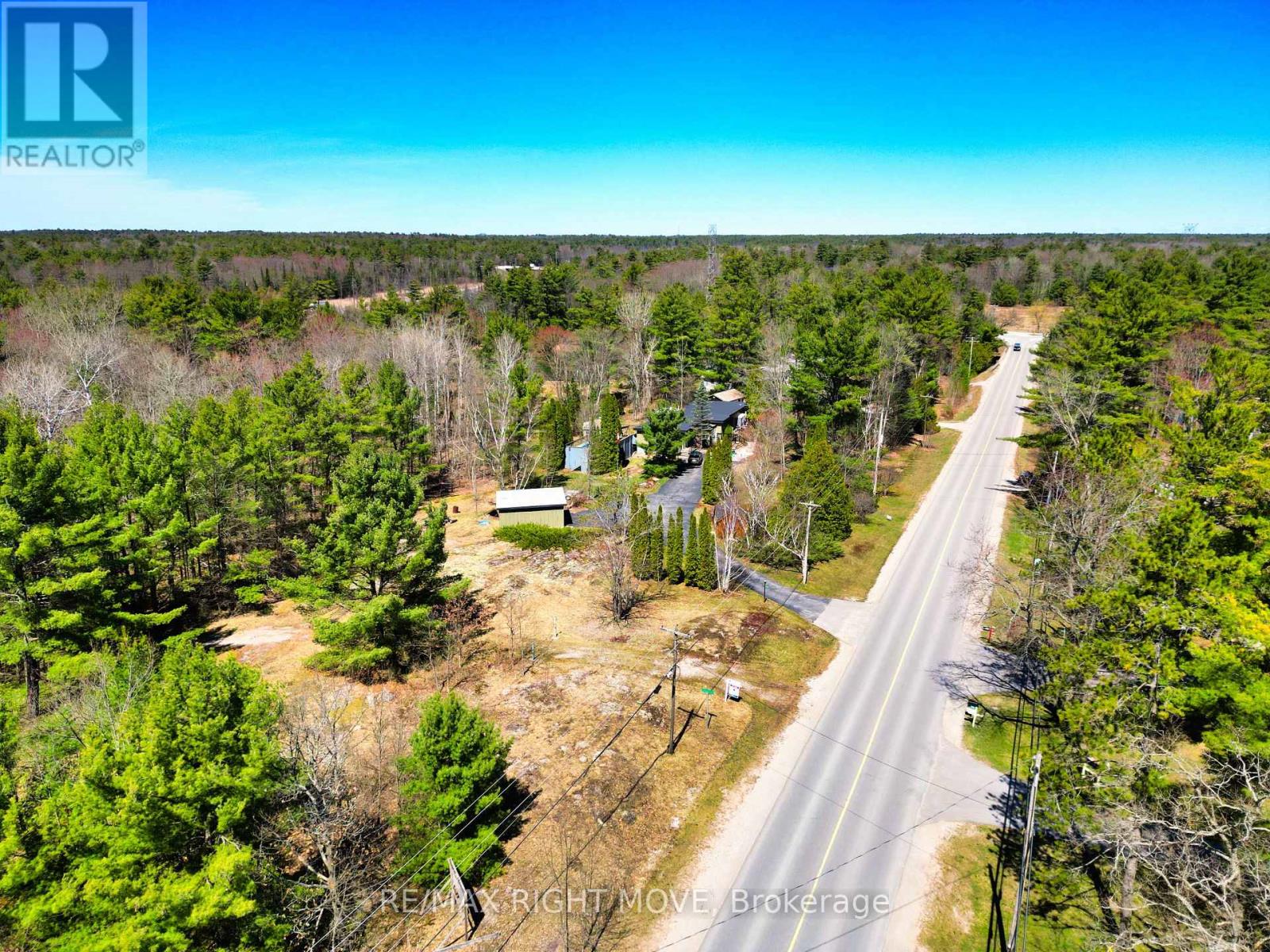 4544 Bowles Ln, Severn Washago, ON L0K 2B0