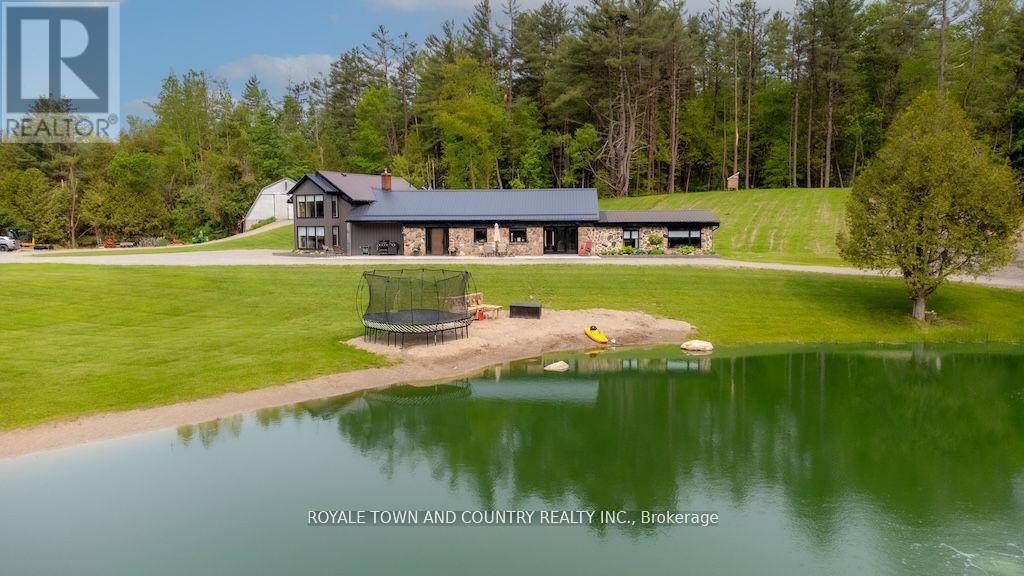 829 Peace Rd, Kawartha Lakes, ON K0L 2W0