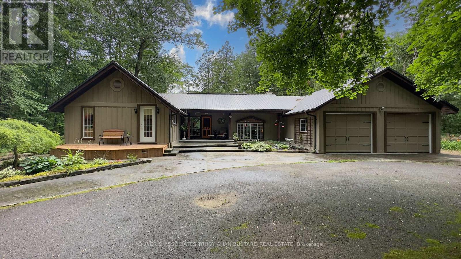 255 Ontario St S, Lambton Shores, ON N0M 1T0