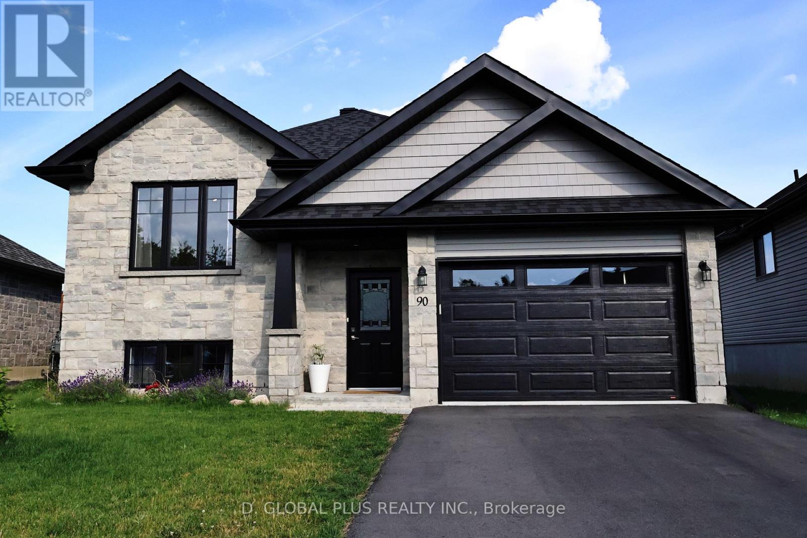 90 Cameron Cres S, Cornwall, ON K6K 0B7