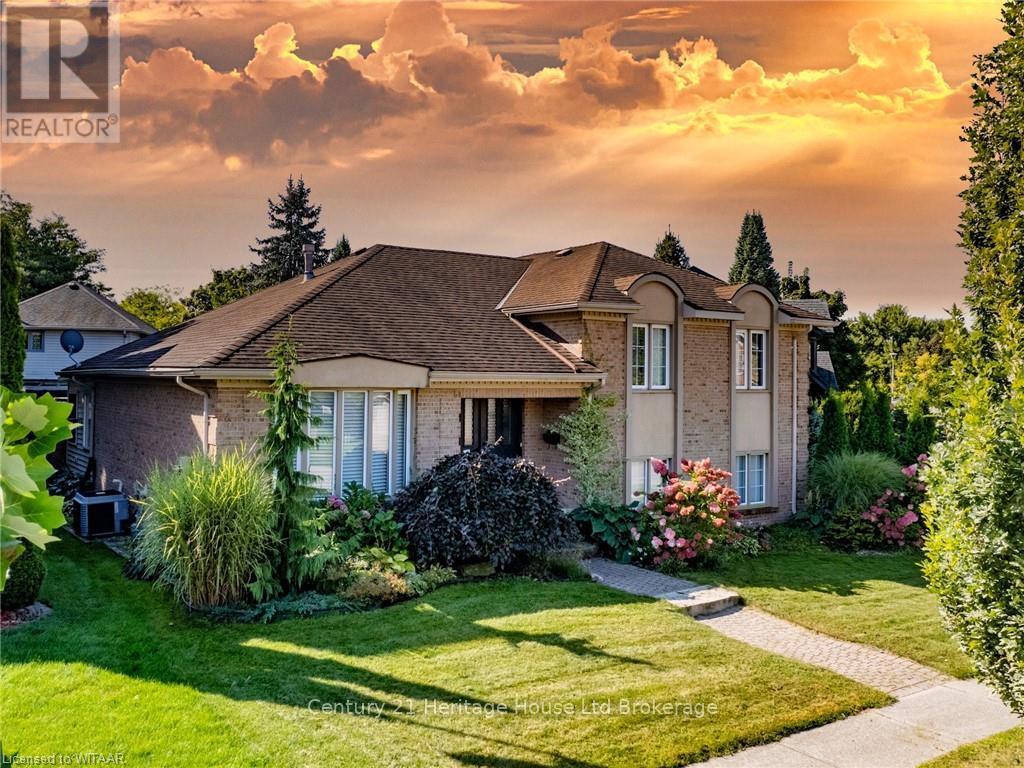 10 Blackfoot Pl, Woodstock, ON N4T 1E2