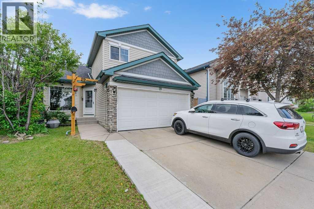29 Country Hills Dr NW, Calgary, AB T3K 4S2