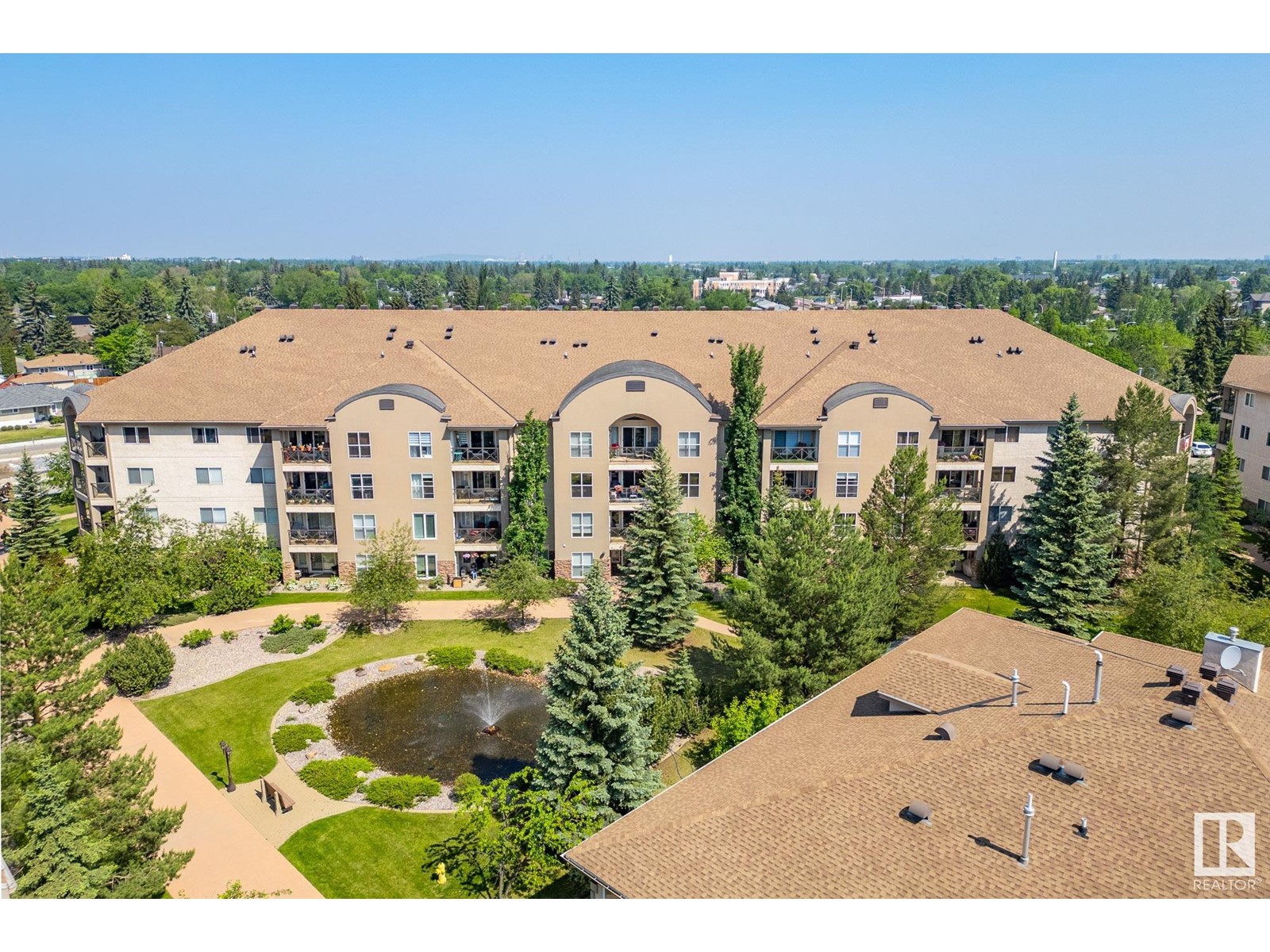 8956 156 Street Northwest #207, Edmonton, AB T5R 5Z6